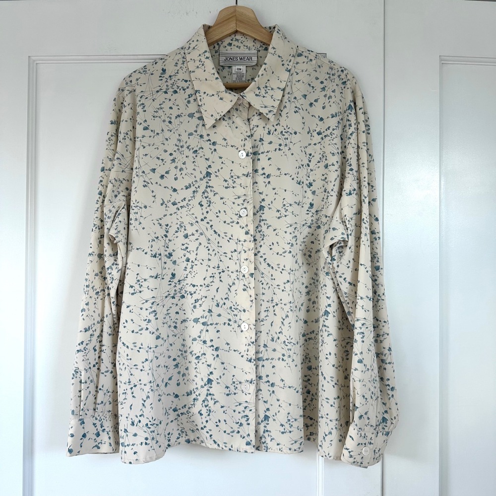 Vintage Jones Wear‎ Women 22W Blouse Cream Blue Botanical Floral Button Down